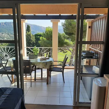 Renove, Super Equipe Avec Vue Magnifique Apartment Saint-Raphael (Var)