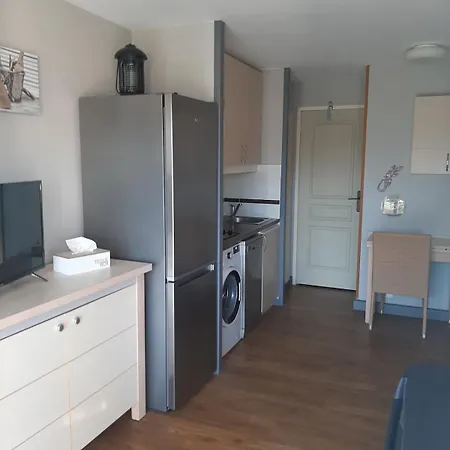 Renove, Super Equipe Avec Vue Magnifique Saint-Raphael (Var)